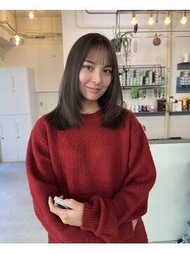 ピノ(pino.) レイヤーカット顔まわりヘアヘーゼルベージュ