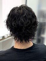 オーシャントーキョー 仙台(OCEAN TOKYO)&nbsp;サーフカールマッシュウルフツーブロック黒髪スパイラルパーマ