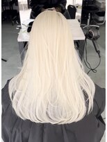 アンドソー 池袋(&so.)&nbsp;ホワイトカラー/ブロンド/ハイトーンカラー/レイヤーカット