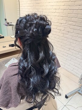 アース 相模大野店(EARTH) ロング◎ふわふわハーフアップヘアアレンジで華やか編み込み
