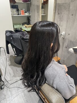 パダ(PADA) 赤味黄色味を消したグレーカラー