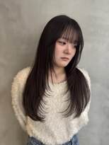 ニーイチイチ(211)&nbsp;イメチェン/ロングハイレイヤー