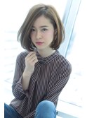 大人前髪なしボブ