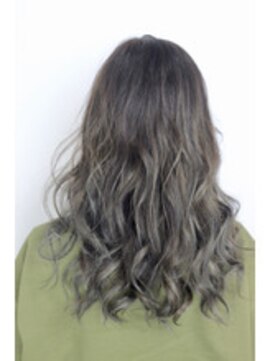 チュラック(Chulack) 【CHULUCK】ダークアッシュ/グレージュ/カール