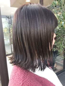 アース コアフュールボーテ ふじみ野店(EARTH coiffure beaute) シークレットハイライトのアッシュグレー