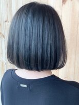 サンディーズ(Sandees)&nbsp;▼ネイビーカラーぱっつんボブ