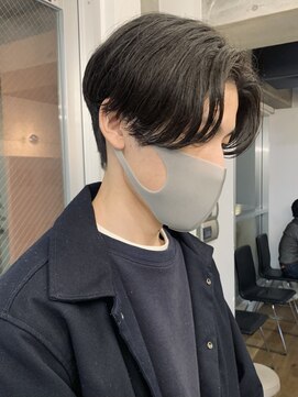 フィフス(fifth) ◇センターパート トランクスヘア 黒髪 ワックスなし