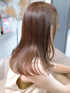 エムスラッシュ 横浜元町店(M.SLASH) ■ミルクティーカラー/大人かわいい/エアーストレート元町11-2★