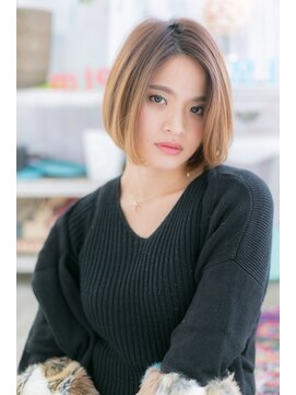 ミック ヘアアンドメイク アップ 駒込店(miq Hair&Make up) 外国人風グラデーションカラーで立体感前下がりミニボブb1