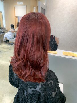 ユーフォリア 新宿通り(Euphoria) 絶対に垢抜けるレッドカラーブリーチなし10代20代30代