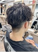 ツイストスパイラルパーマメンズマッシュ刈り上げ　奥東巧真