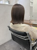 オウル(Owll)&nbsp;◆◇赤みを消したオリーブベージュ　外ハネボブ◇◆