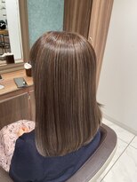 アッシュ 茗荷谷店(Ash) 白髪ぼかしハイライト