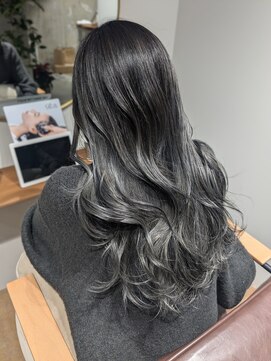 ナル(NALU) バレイヤージュ×ダークシルバー