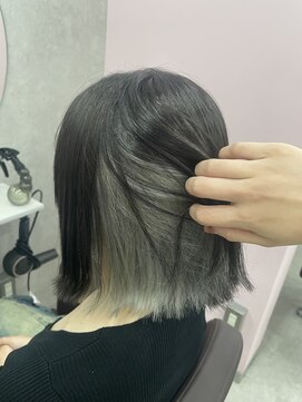 アン ブリーチ(UN BLEACH) インナーシルバーカラー♪