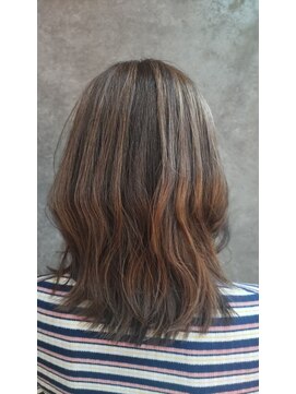 アンバール(amberl) ハイライトダブルカラー