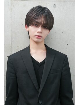 ピア ヤクイン(Pia Yakuin) シースルー×ナチュラルマッシュ