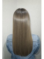 アンドットエス 銀座(and.S)&nbsp;【ブリーチ×縮毛矯正】ハイトーンでもなれるモテ髪ストレート