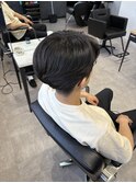 センターパート×ニュアンスフェザー