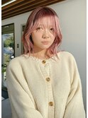 くびれミディアムヘア