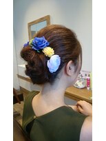 小さな美容室 ハナ(hana)&nbsp;可愛くスッキリ、花カチューシャスタイル♪