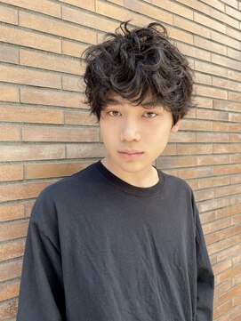 カゼ ダイカンヤマ Kaze DAIKANYAMA カラメルブラック＋寝癖風フラットパーム