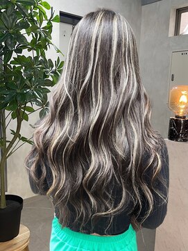 ユニー(uniii) コントラストハイライト