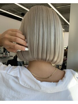 リノート バイ エゴル 太田川(Linoet by ENGOL) 保存必須【海外風ハイトーンボブ】ホワイトベージュ