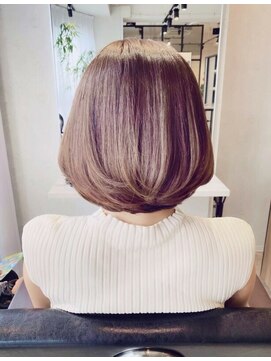 アン たまプラーザ(un) おさまりボブ+ラベンダーカラー【髪質改善オージュア サロン】