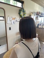 サトイ(satoi)&nbsp;ボブスタイル【ワンレン、外ハネ】