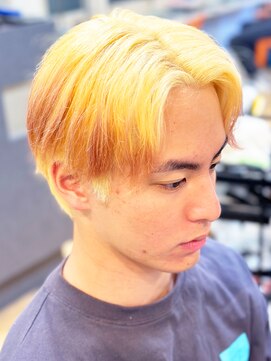 インタークロス 20代30代メンズショートハイトーンカラーセンターパート