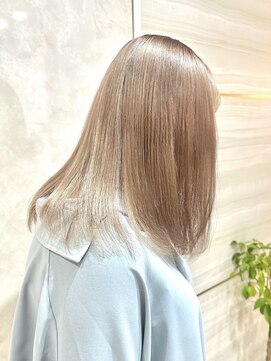 ラビス 池袋(Lovis) ワンレン/ネビージュ/小顔[エクステ/インナーカラー/韓国/池袋]