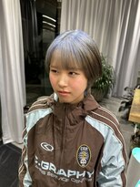 アニュー(A'nyu)&nbsp;ブルーカラーケアブリーチルーツカラーアンブレラカラー