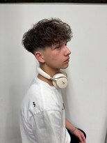 イーラ(era) スペインカールパーマ/メンズ/刈り上げ/眉毛/ツイスト