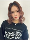 ミディアムヘア×デコ出しパーマ