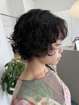 ヒイロ(hiilo.) 大きめしっかりカールで小顔効果♪パーマで作るショートボブ!