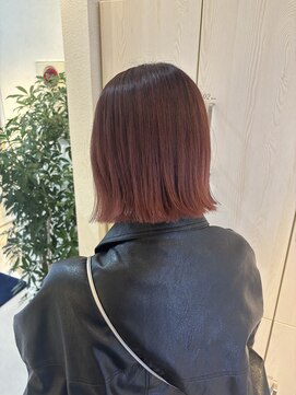 切りっぱなしボブ×暖色カラー