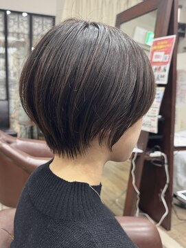 ハピネス クローバー 八木店(Happiness CLOVER) ショートボブ 脱白髪染め 大和八木