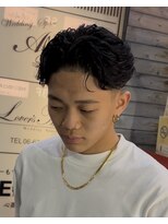 イーラ アメ村店(era)&nbsp;アクティブショート　ツイストスパイラル眉カットメンズパーマ