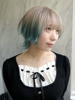 ヴァイス 渋谷店(VAICE)&nbsp;ホワイトベージュ/ターコイズブルー/裾カラー/ショートウルフ