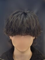 バース バイ ハピネス(BIRTH by happiness)&nbsp;韓国へアカルマパーマワックスなしセンターパート黒髪ウルフ