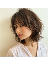 オプトゥニール(obtenir)&nbsp;大人の柔らかレイヤーボブ