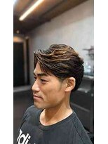 ザ ベンケイ(THE BENKEI) 素材を活かした自然な動きが魅力のスタイル