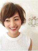 ショートボブ