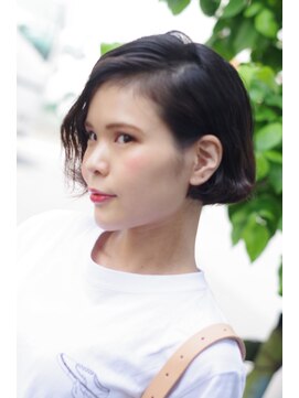 ソラ(sora) ボブ　リップラインの波ウェーブボブ