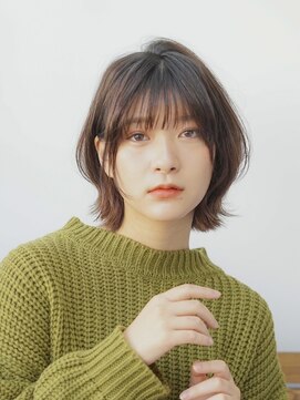 ロッカ(LOCCA) 骨格ストレート/外ハネくびれミディ/20代30代40代