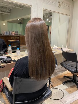 ラべリー 池袋(LOVELEY) ミルクティーベージュ【池袋】