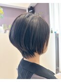 ショートボブ