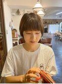 ワイドバングのショートボブ