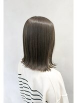 ザックラフィネ(ZACC raffine)&nbsp;外ハネボブ/アッシュベージュ